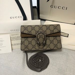 Gucci Dionysus GG Supreme super mini bag
